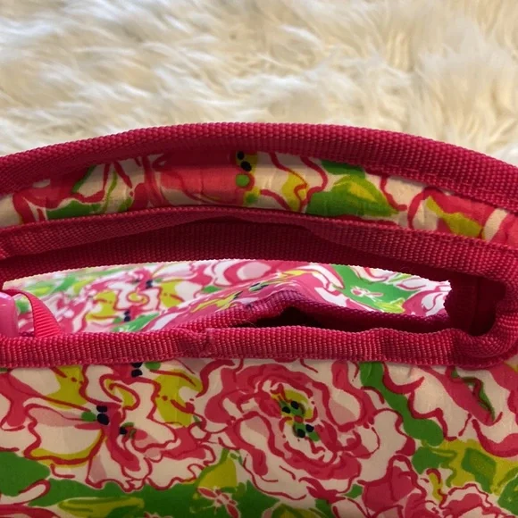 Lilly Pulitzer insulated Floral Bottle Opener Tote Bag / Beach Bag - Picture 4 of 12
